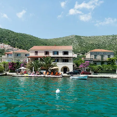 Zaton Apartman *